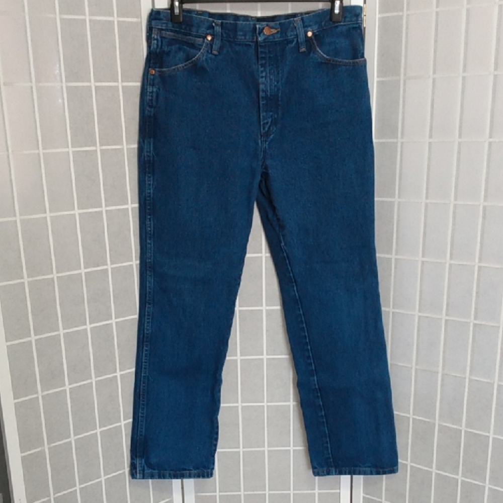Wrangler Men's Blue Jeans Bootcut Classic Five Pocket 100% Cotton Button Zip Fly